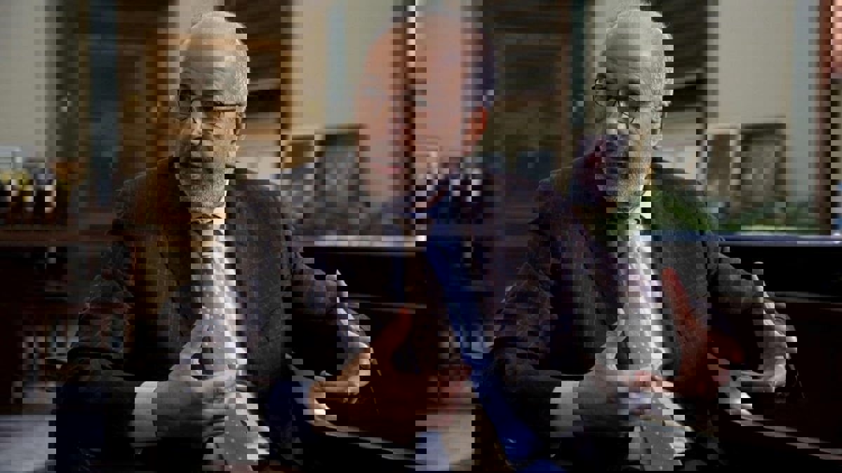 محافظ البنك المركزي الليبي يدعو إلى تشكيل حكومة موحدة‎