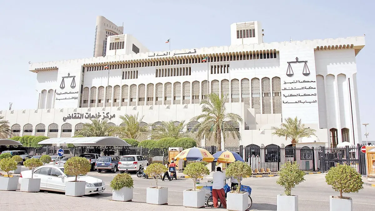 الكويت.. الإفراج عن مسؤول سابق من الأسرة الحاكمة اتهم بخطف شاب من "البدون"