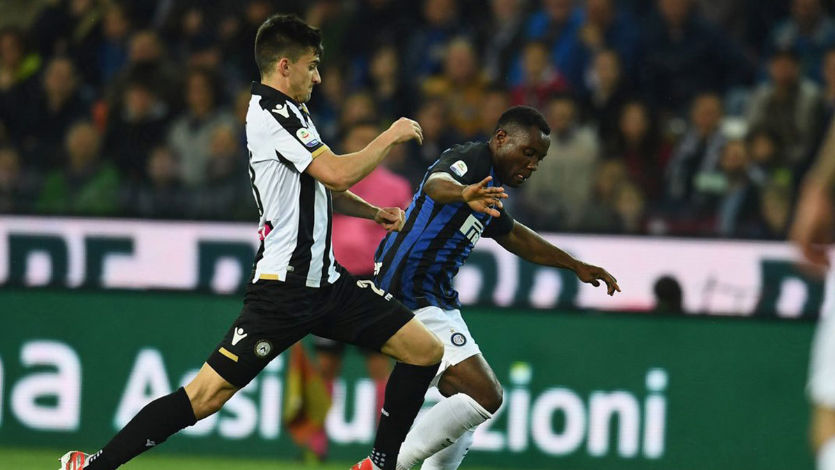 إنتر ميلان يكتفي بتعادل آخر أمام أودينيزي المتعثر في ترتيب الدوري الإيطالي