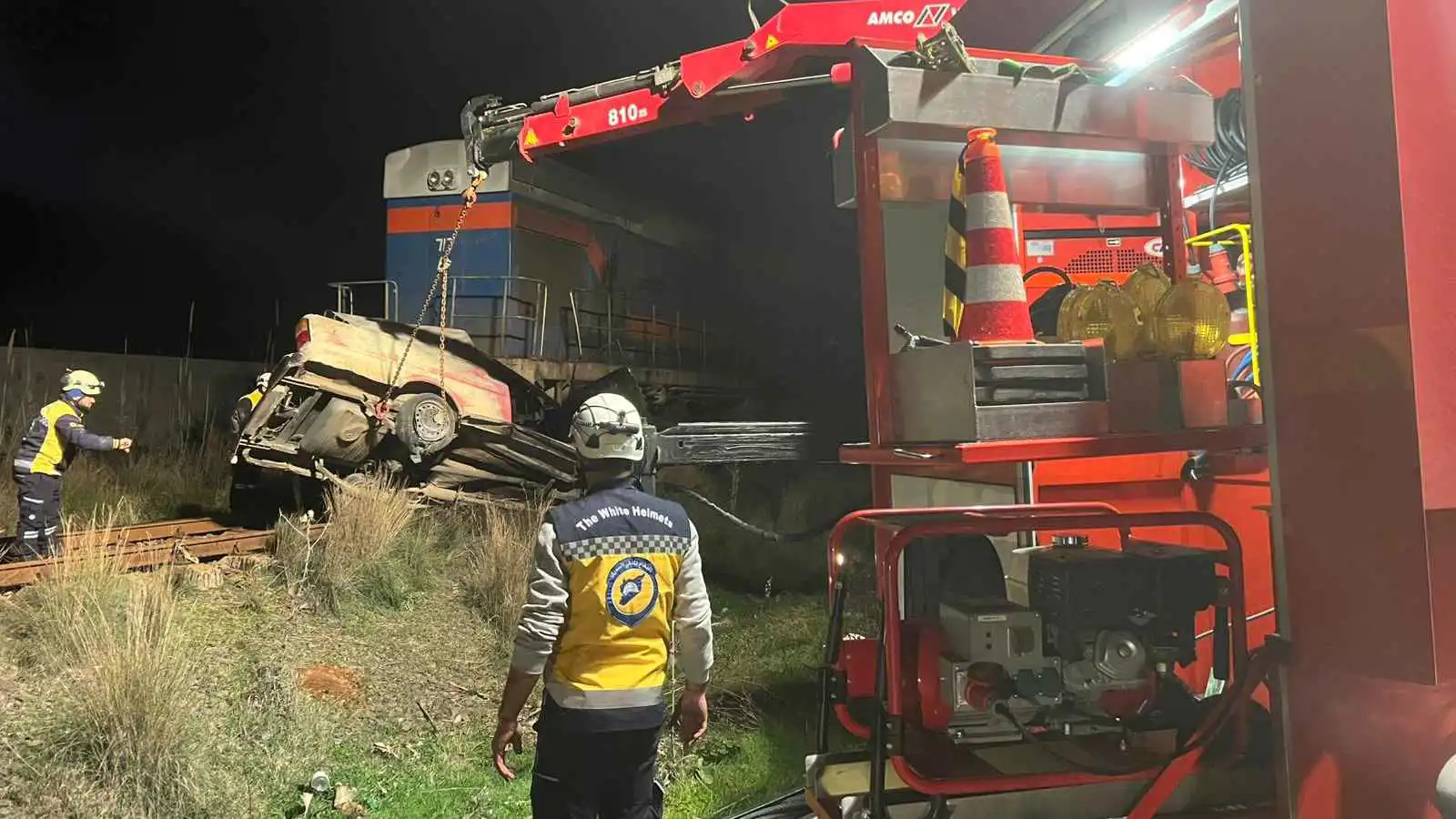 تصادم قطار وسيارة مدنية يخلف ضحايا في طرطوس السورية