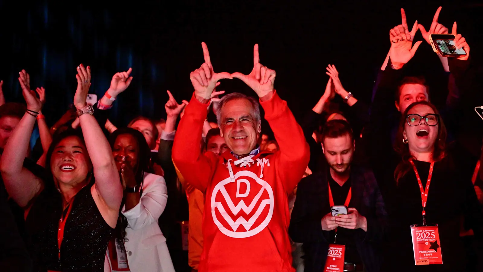 توعد بمواجهة ترامب.. من هو مارك كارني زعيم الليبراليين الكنديين؟