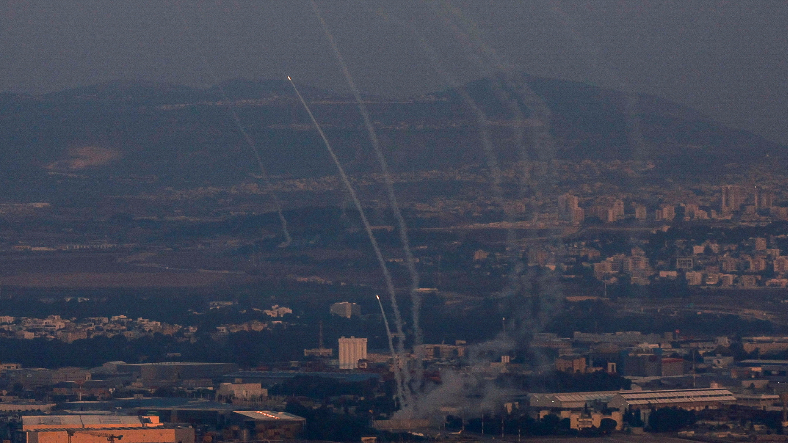هاجم قواعد إسرائيلية ومستوطنات.. "حزب الله" يرفع وتيرة التصعيد