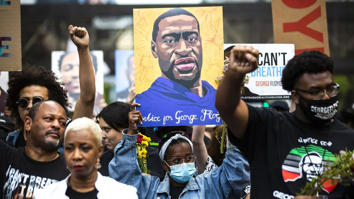 إدانة 3 عناصر من الشرطة الأمريكية بالتقصير في إنقاذ حياة جورج فلويد