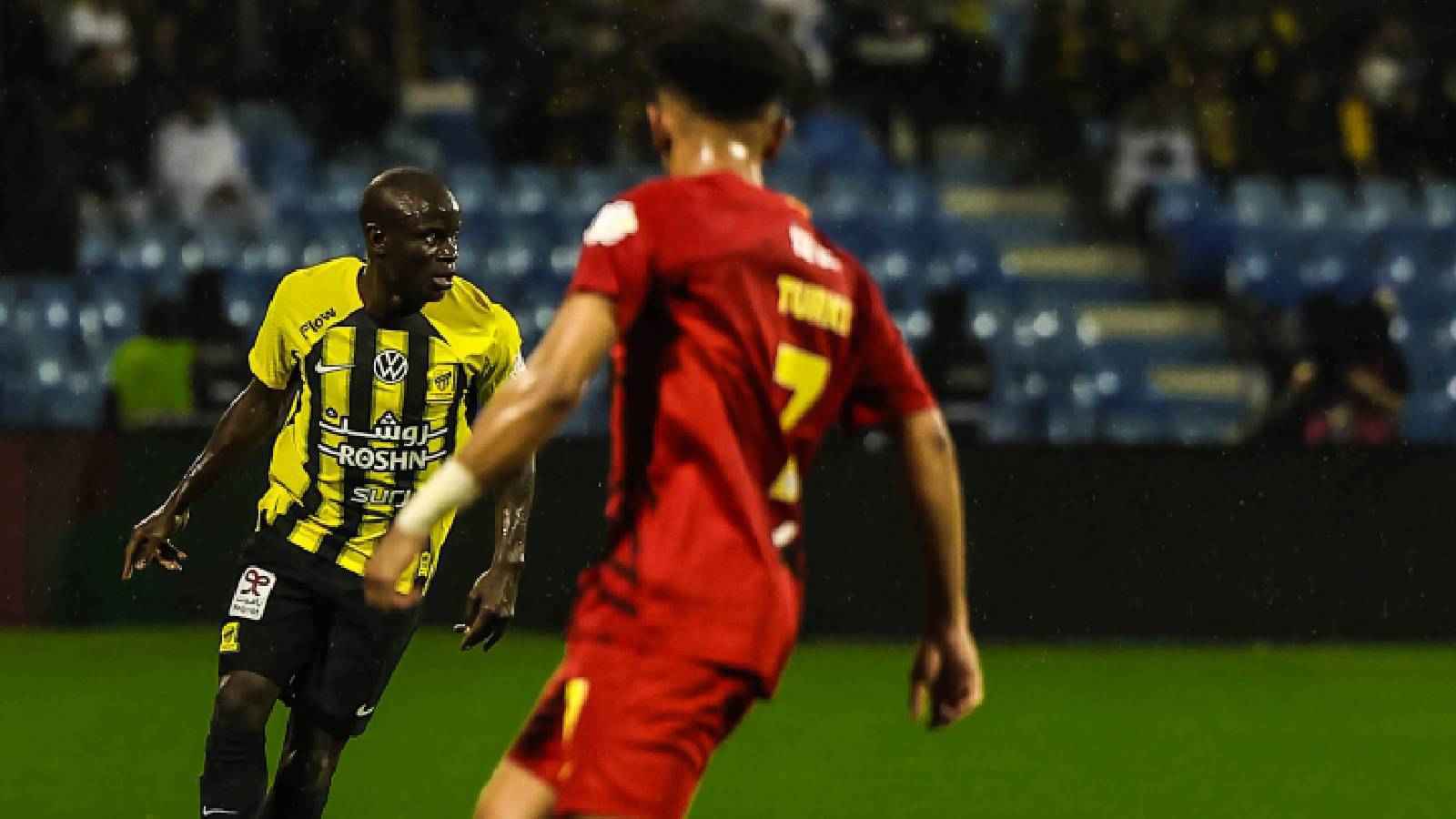 سر الانفعال النادر لـ"كانتي" بعد مباراة القادسية والاتحاد (فيديو)