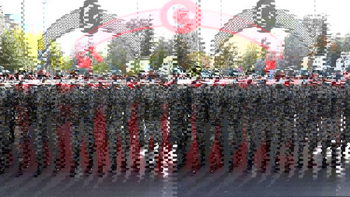 تقرير: أردوغان يواصل عمليات التطهير الواسعة داخل الجيش التركي ‎