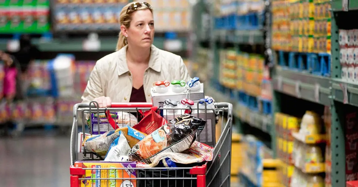 مبيعات التجزئة الأمريكية تسجل ارتفاعاً أعلى من المتوقع