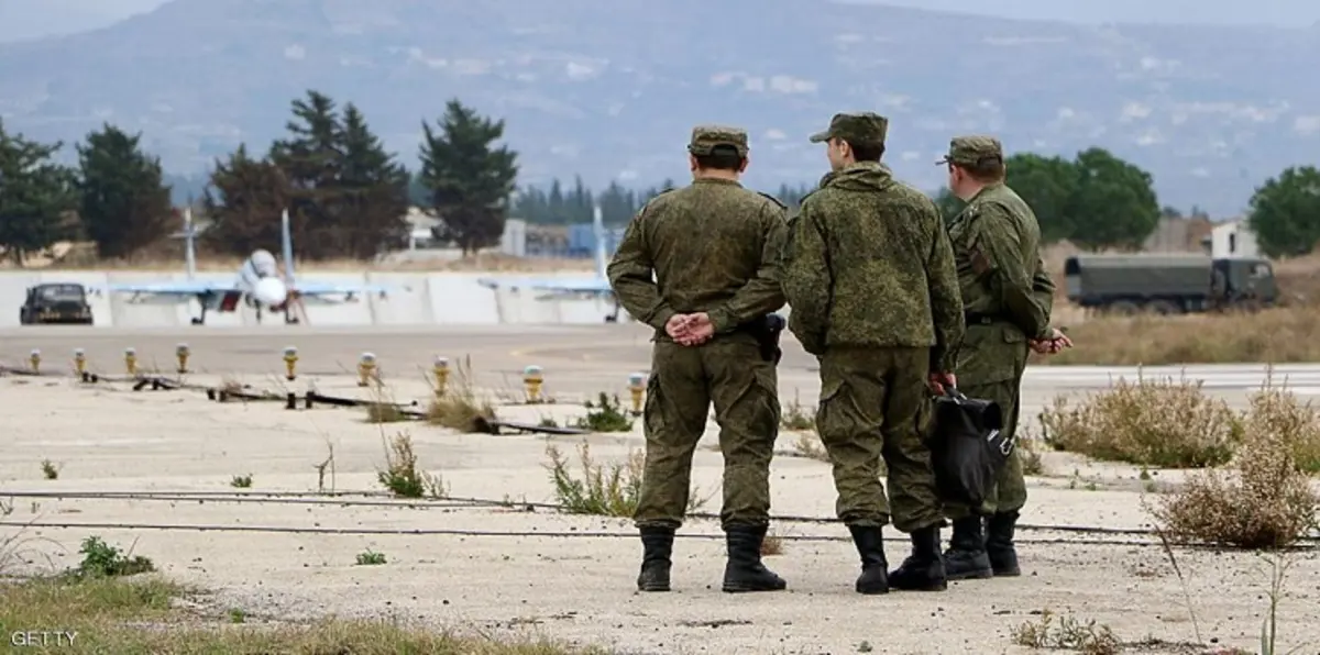 روسيا تقصف أحد ضباطها في تدمر بعد أن حاصره داعش