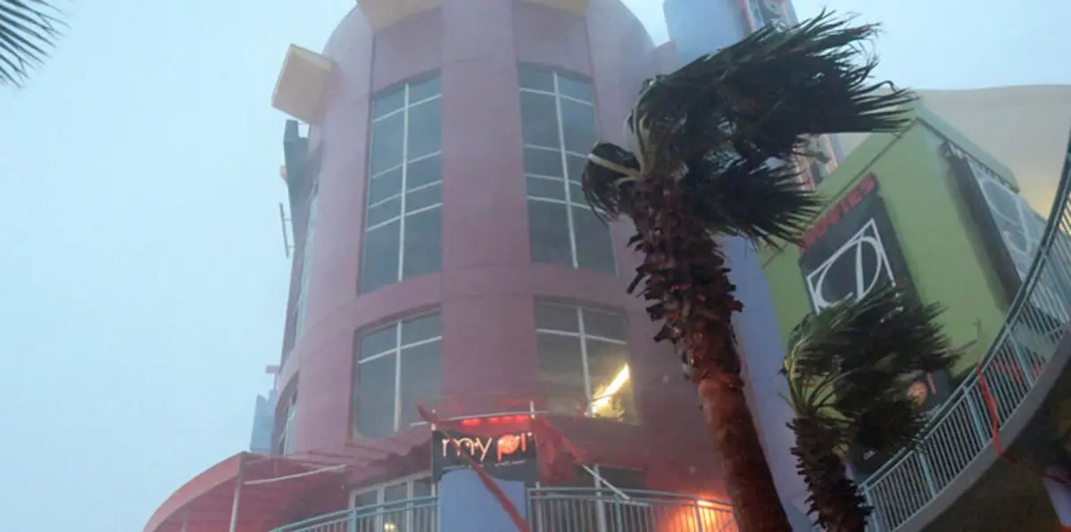 الإعصار "ماثيو".. حوالي 900 قتيل في هايتي ورعب في أمريكا (صور وفيديو)