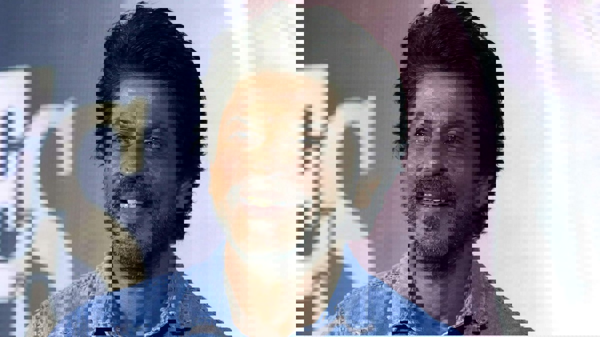 شاروخان يصل السعودية لحضور حفل توزيع جوائز صناع الترفيه 