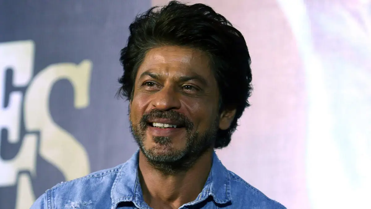 شاروخان يصل السعودية لحضور حفل توزيع جوائز صناع الترفيه 