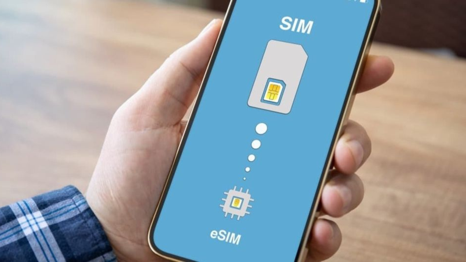 الهواتف المعطلة قد تصبح أقل إرهاقاً.. ميزة النسخ الاحتياطي لـeSIM قريبا