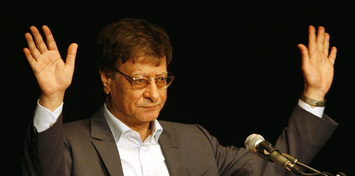 في الذكرى العاشرة لرحيله.. بيت الشعر في الفجيرة يطلق وسام "محمود درويش"