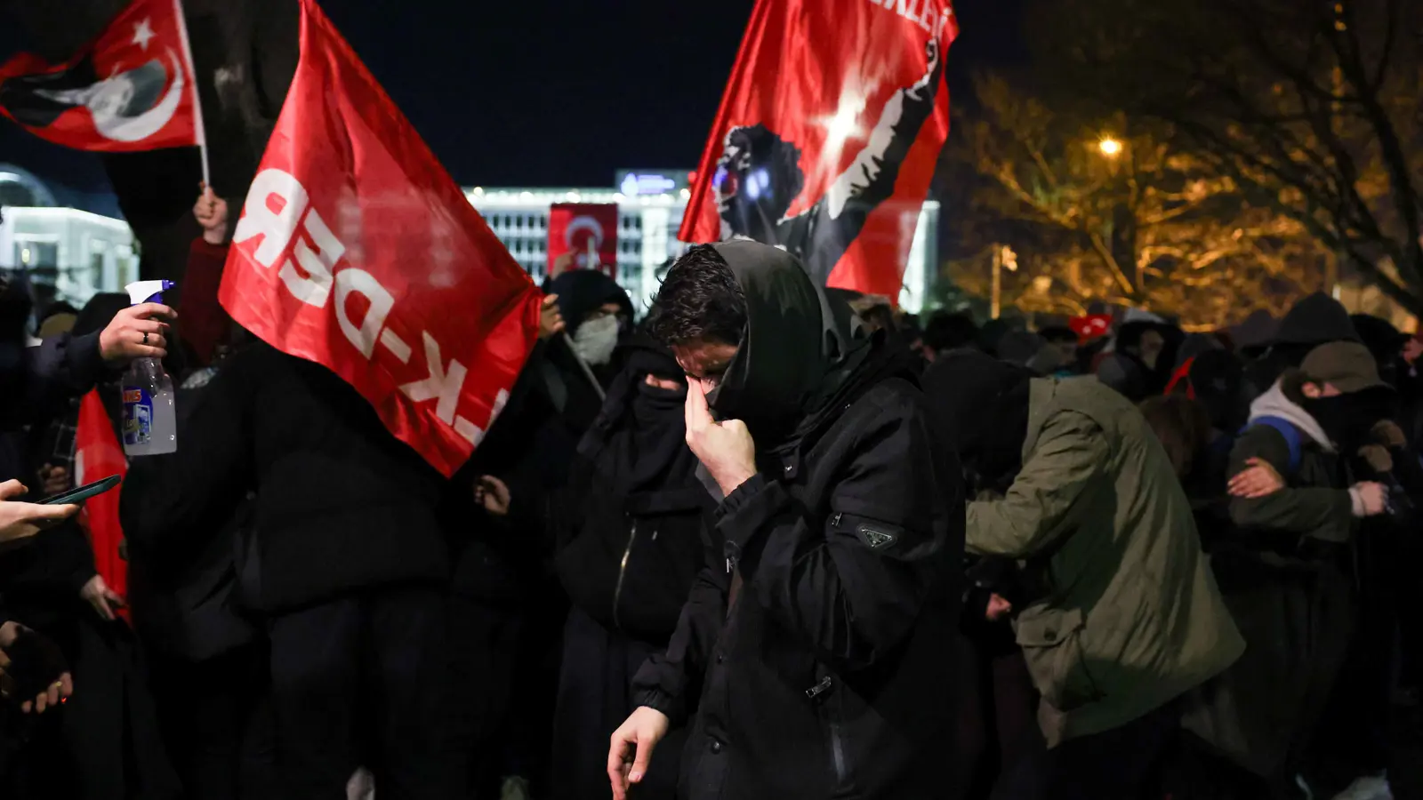 حزب الشعب التركي: منع أكرم أوغلو من الترشح للرئاسة "سيدعم" المعارضة