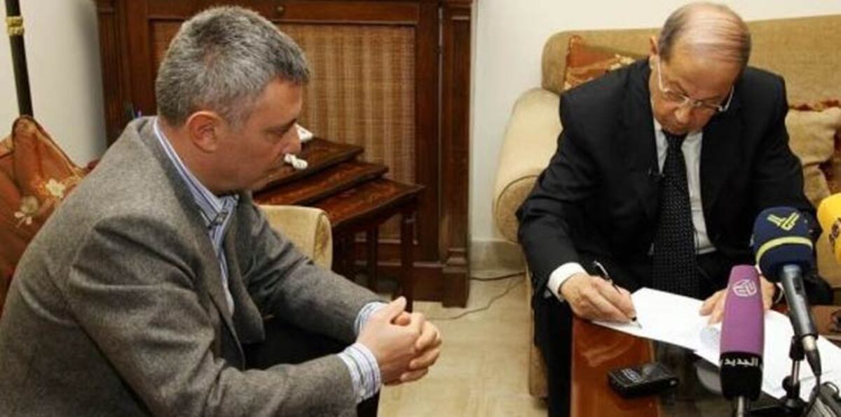 هل تفشل محاولة "لبننة" الانتخاب بترشيح عون وفرنجيه للرئاسة الأولى؟