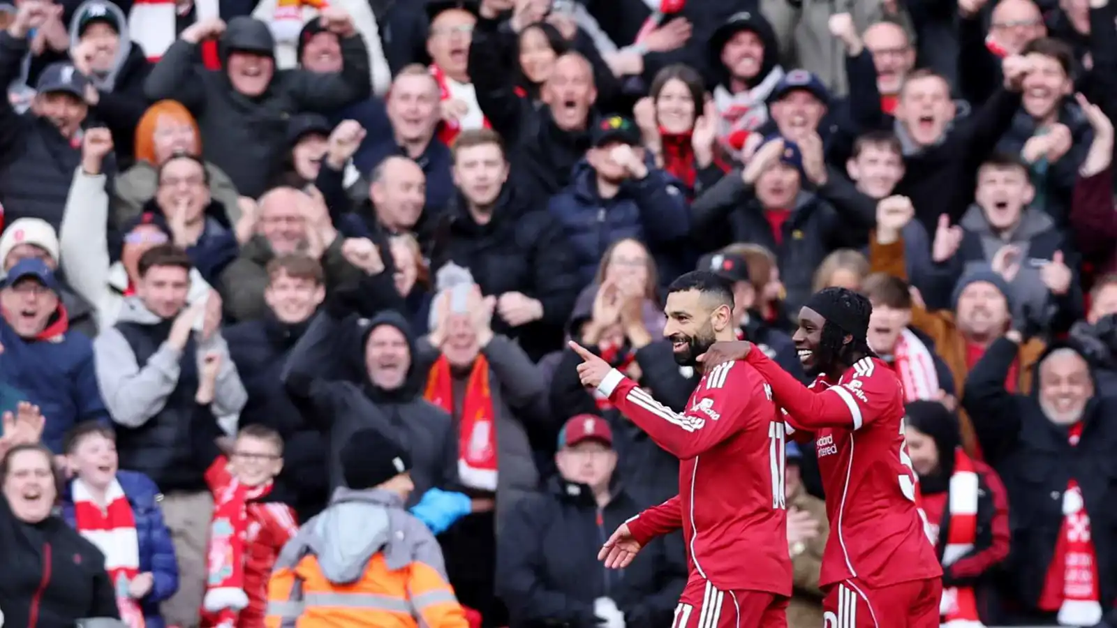 احتفال مؤثر.. محمد صلاح يسجل أول هدف بعد إعلان رحيله عن ليفربول (فيديو)