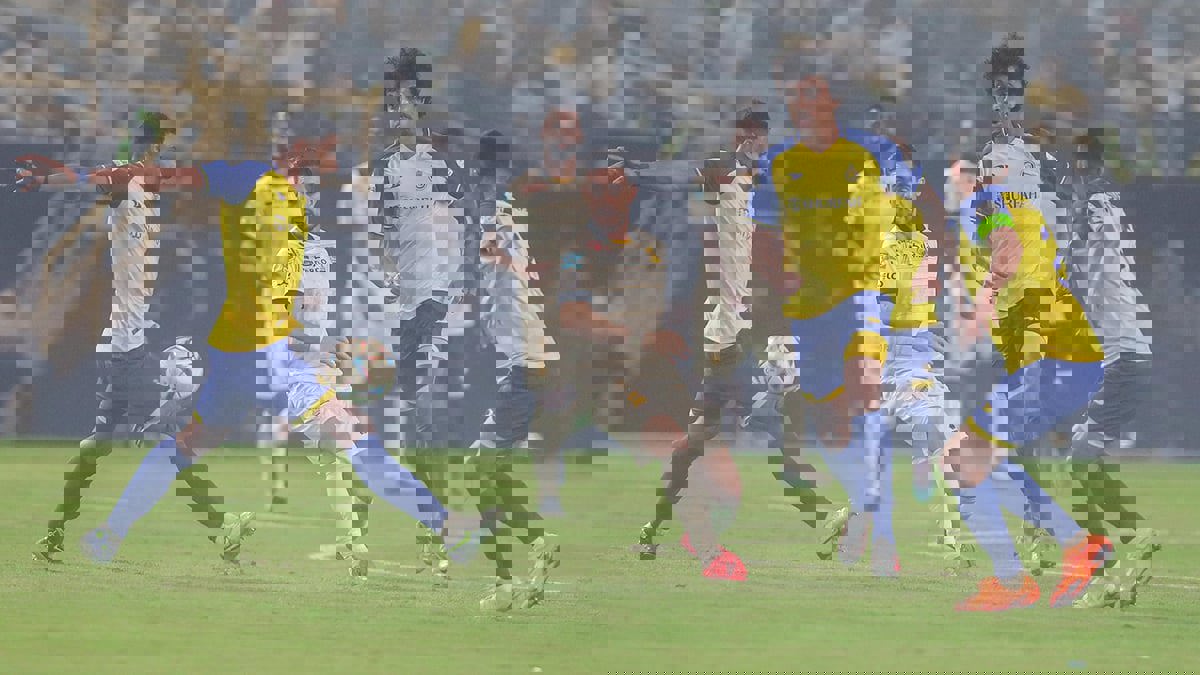 ترتيب الدوري السعودي.. تعادل سلبي نادر في "قمة عنيفة" بين النصر والاتحاد