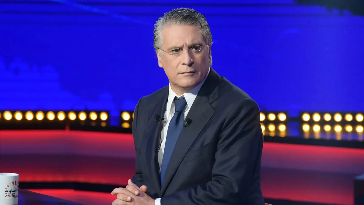 "جون أفريك": نبيل القروي وشقيقه وصلا فرنسا.. وهكذا غادرا الجزائر