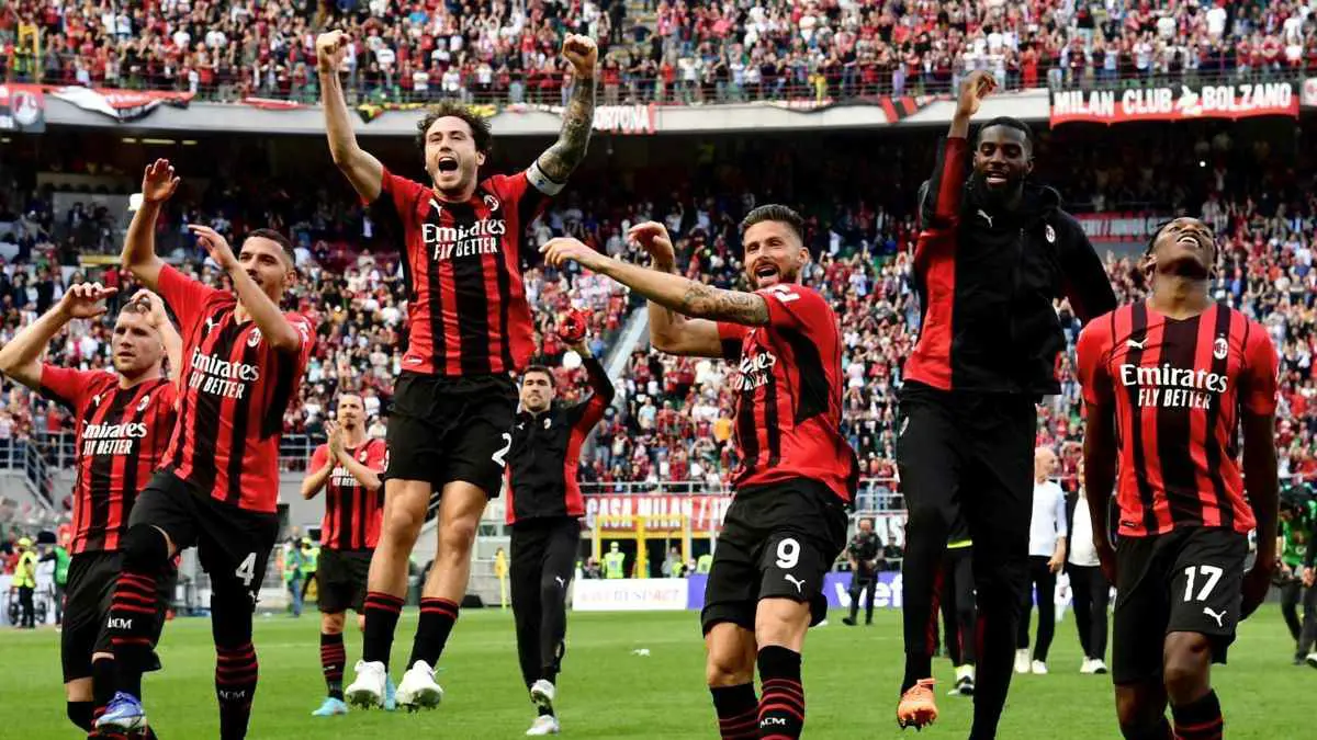 حقيقة رفض اسماعيل بن ناصر المشاركة في احتفال الميلان بالكريسماس