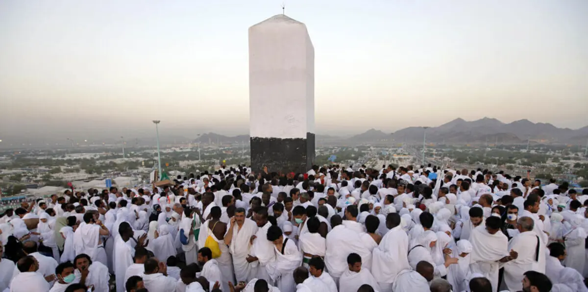 بعد أن احتال على الحجاج.. السلطات السعودية تسجن رئيس بعثة حج أوروبيًا