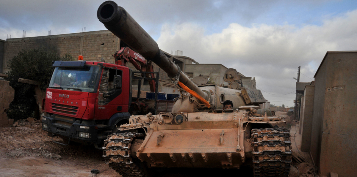 الجيش الليبي يسيطر على سوق الحوت وسط بنغازي