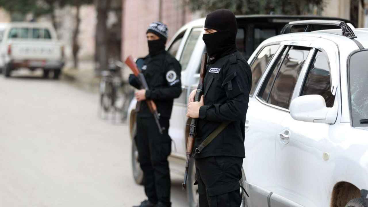 قتلى وجرحى بانفجار في بلدة سورية (فيديو)