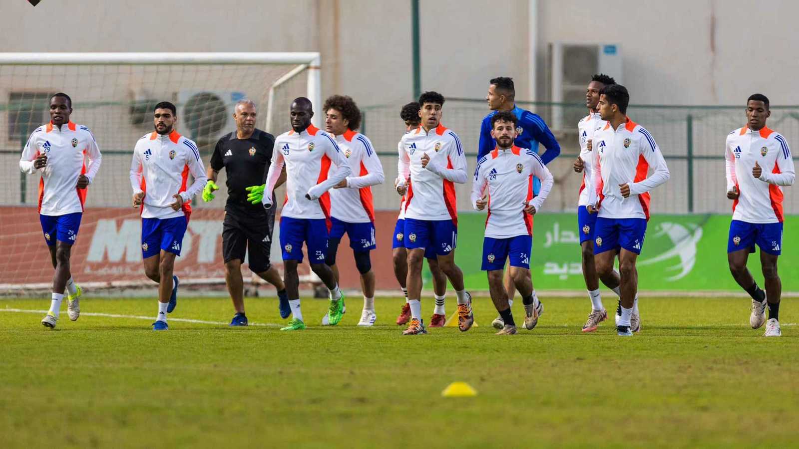 منتخب ليبيا يطارد فرصة أخيرة ضد أنغولا لإنعاش حظوظه في التأهل لكأس العالم