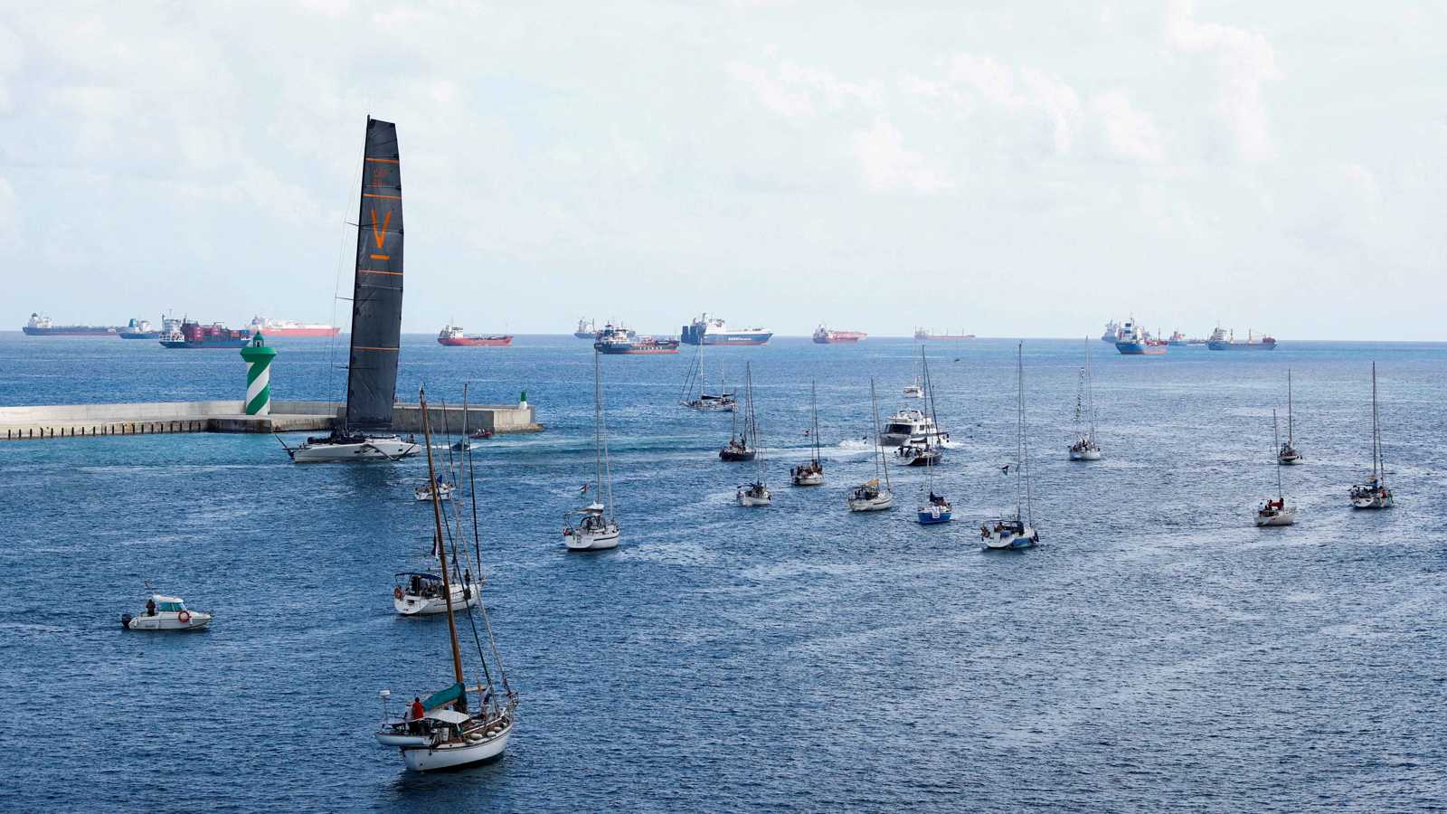 إيطاليا ترسل فرقاطة لمساعدة أسطول الصمود