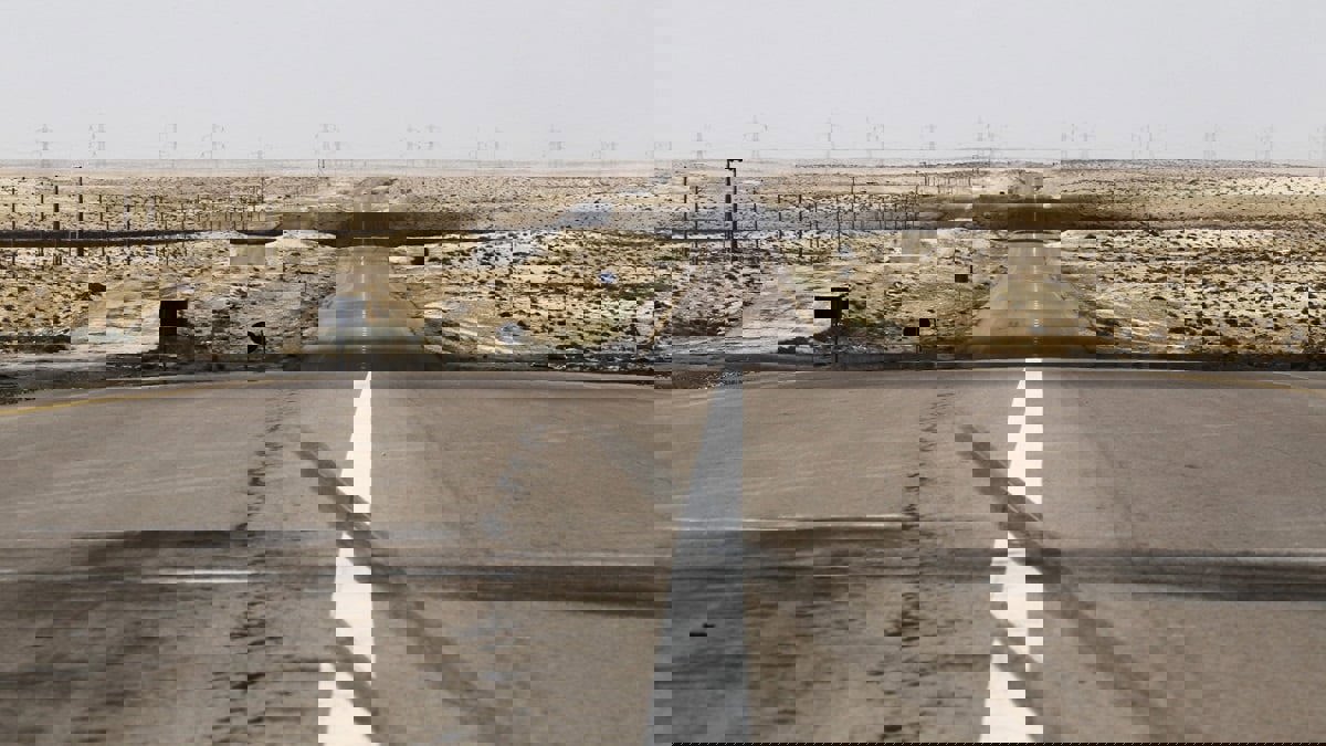 ليبيا.. لجنة "5+5" العسكرية تهدد بنشر أسماء المعرقلين لفتح الطريق الساحلي