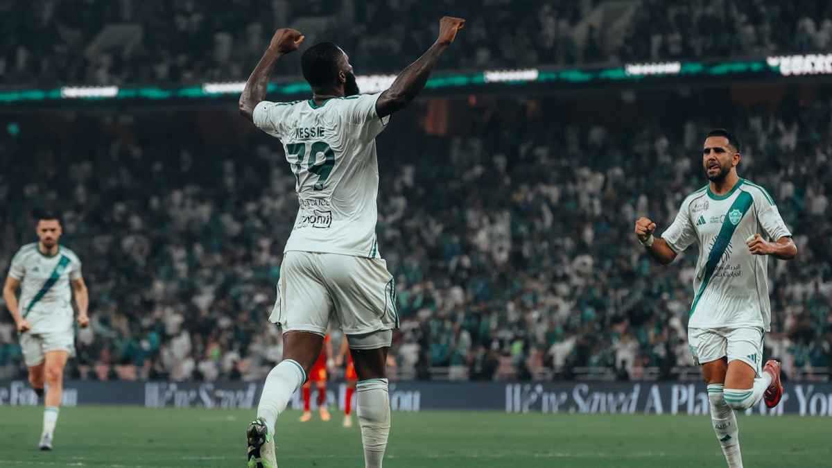 ليس كيسيه فقط.. أكثر لاعب نال إشادة جمهور الأهلي السعودي ضد القادسية