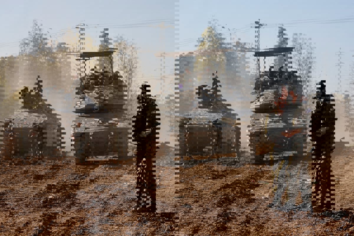 "شاليط مجددا".. إسرائيل تعرض على حماس إطلاق سجناء مقابل جثتي جنديين