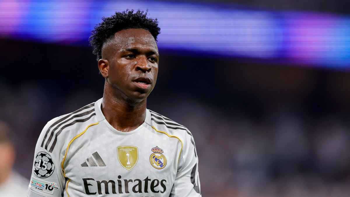 يُعد جزءًا من ثروة النادي.. جمهور ريال مدريد يتلقى أنباء إيجابية بشأن فينيسيوس