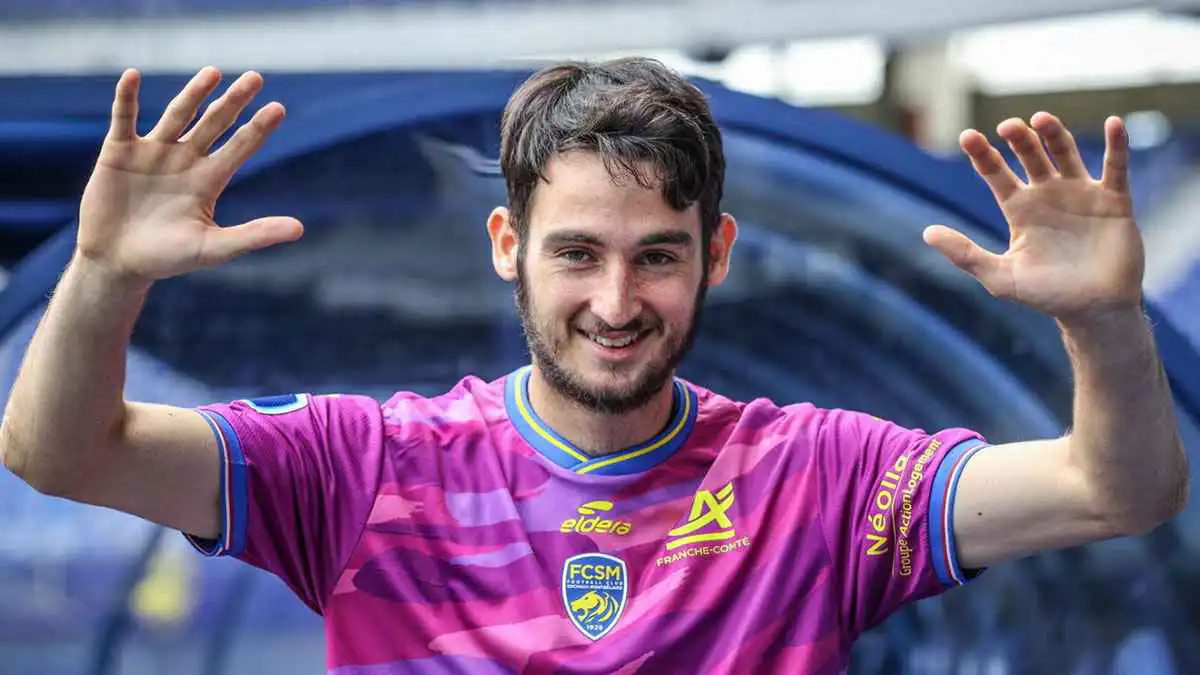 أول لاعب يتابعه الفرنسي باتويليت في الهلال السعودي (صورة)