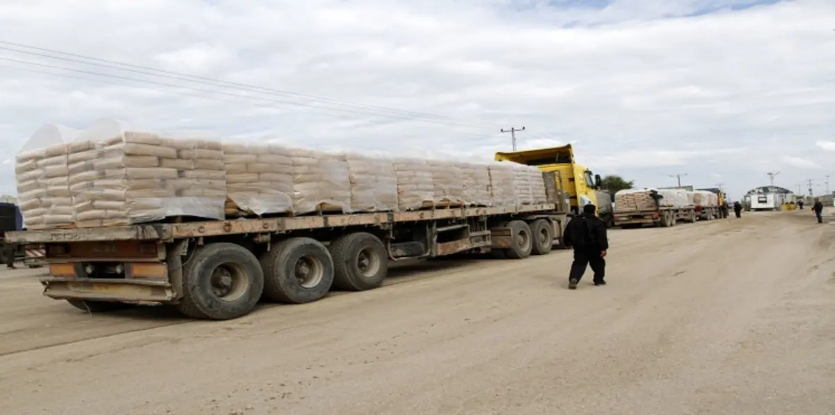 إسرائيل توقف رسميا إدخال الإسمنت لقطاع غزة