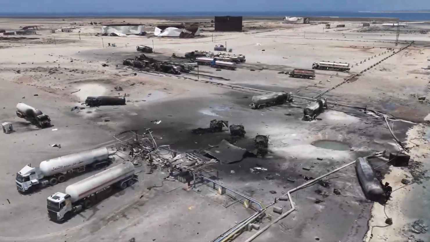 الحوثي يعلق على ضربة "رأس عيسى".. ويهدد بـ"تصعيد مؤلم"