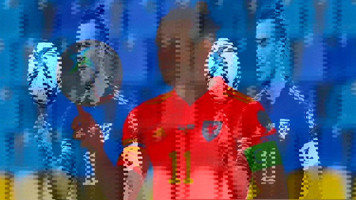 غاريث بيل يطالب لاعبي ويلز بتعلم "بعض الحيل" قبل كأس العالم