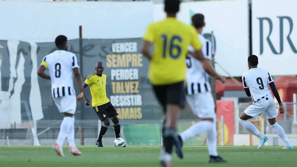 "خبر كارثي".. أسطورة النصر السعودي يرفض التعاقد مع هذا اللاعب