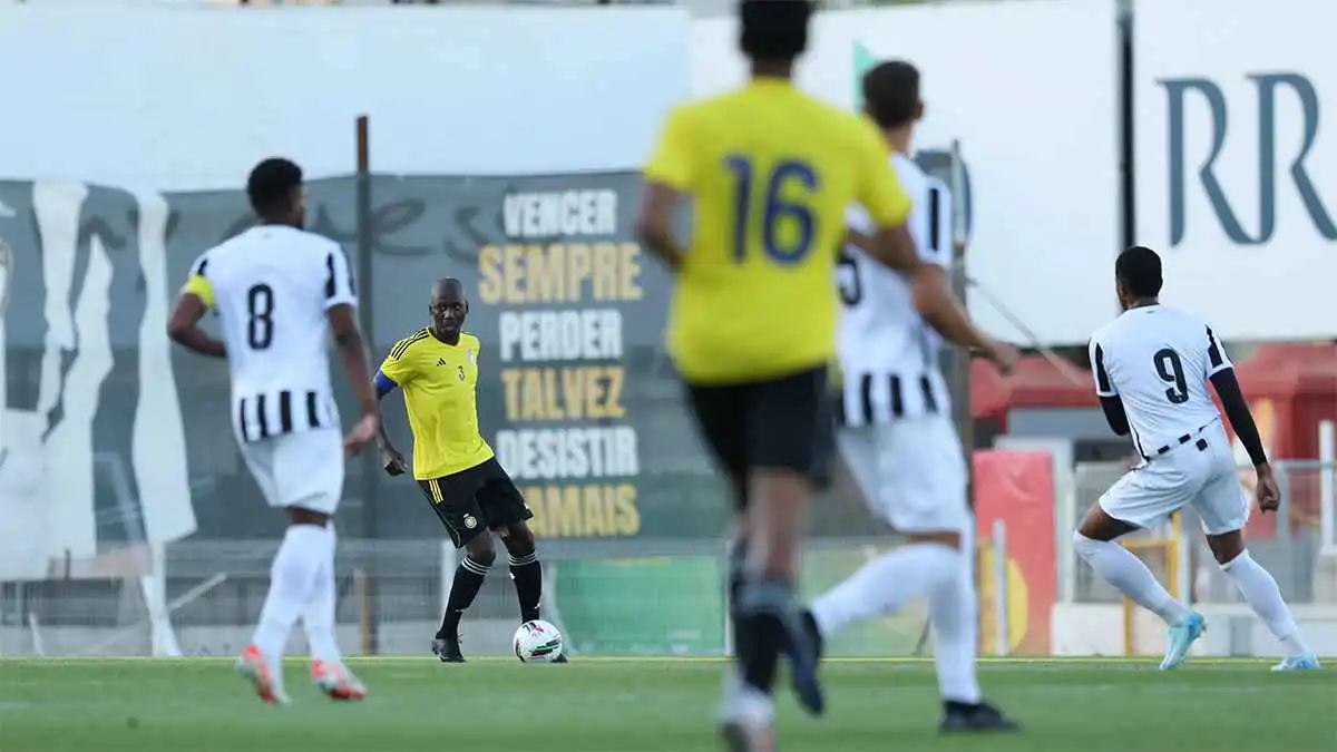 "خبر كارثي".. أسطورة النصر السعودي يرفض التعاقد مع هذا اللاعب