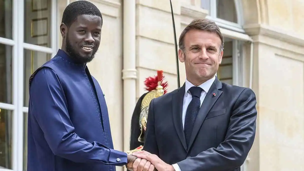 بسبب ملف المطلوبين.. أزمة ثقة غير مسبوقة بين فرنسا والسنغال