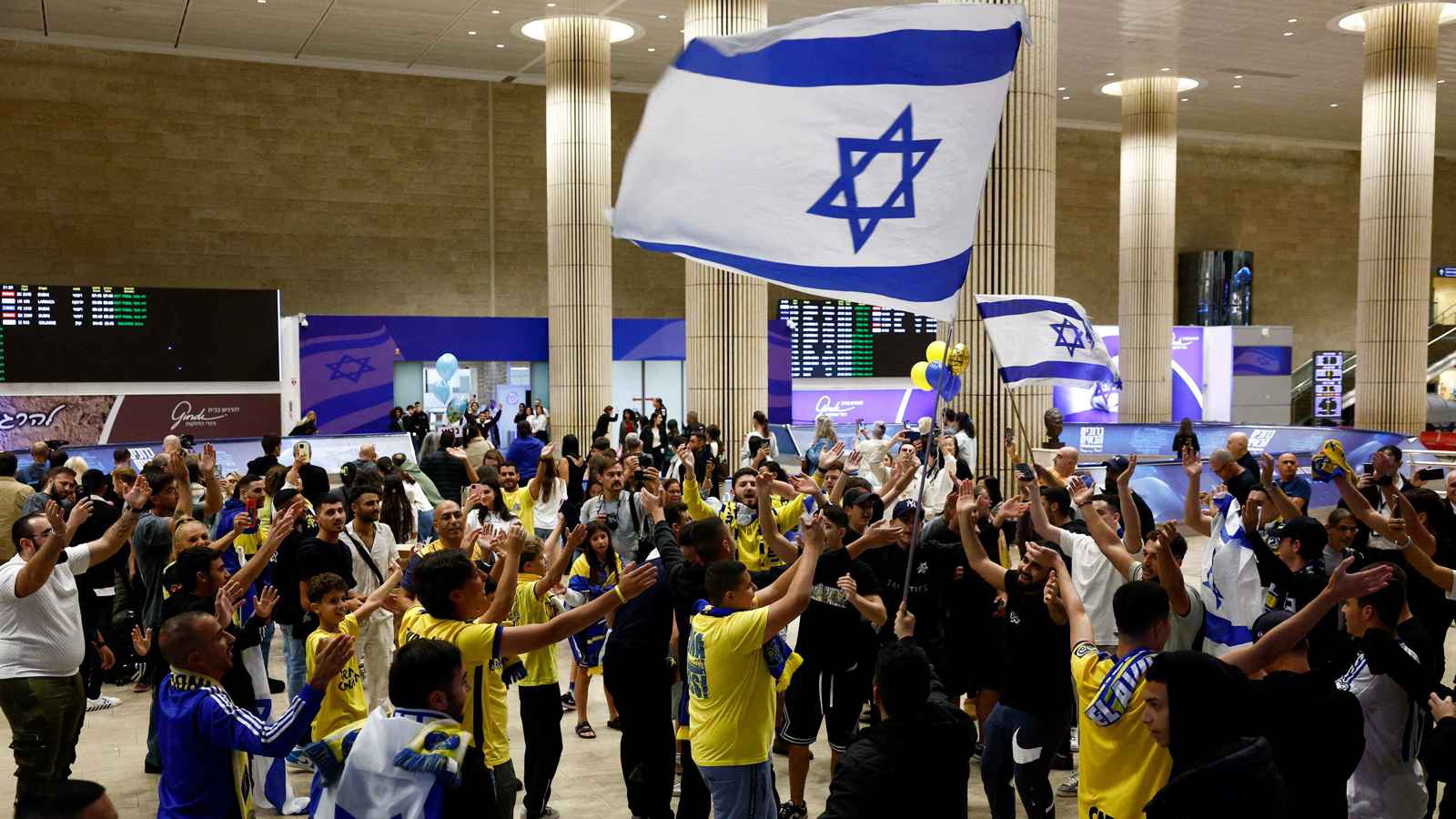 خبير: "أحداث أمستردام" لم تكن مرتبة مسبقا وإسرائيل تستغلها لكسب الدعم