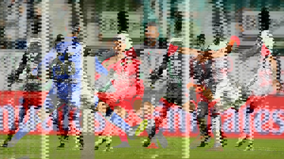 الموعد والقنوات الناقلة لمباراة الجزيرة وشباب الأهلي دبي في الدوري الإماراتي