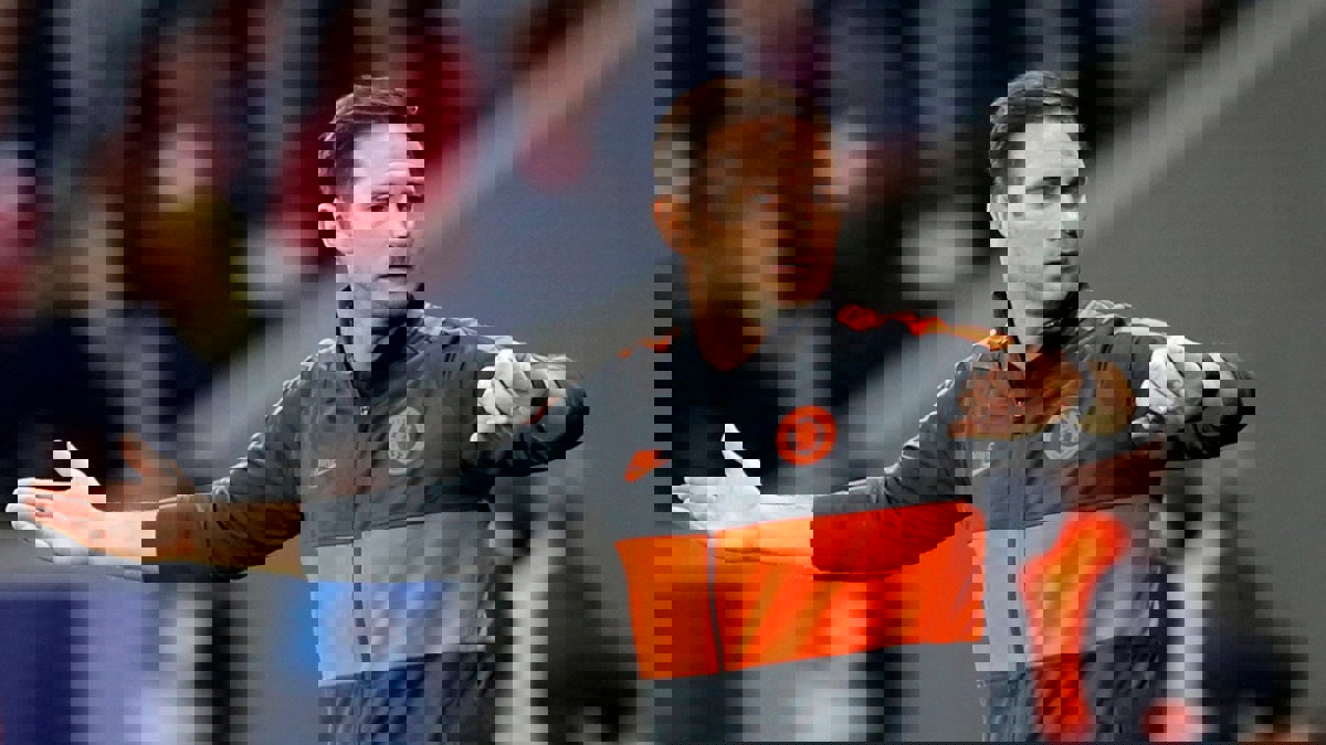 فرانك لامبارد يعارض مقترح يويفا بشأن زيادة عدد المباريات