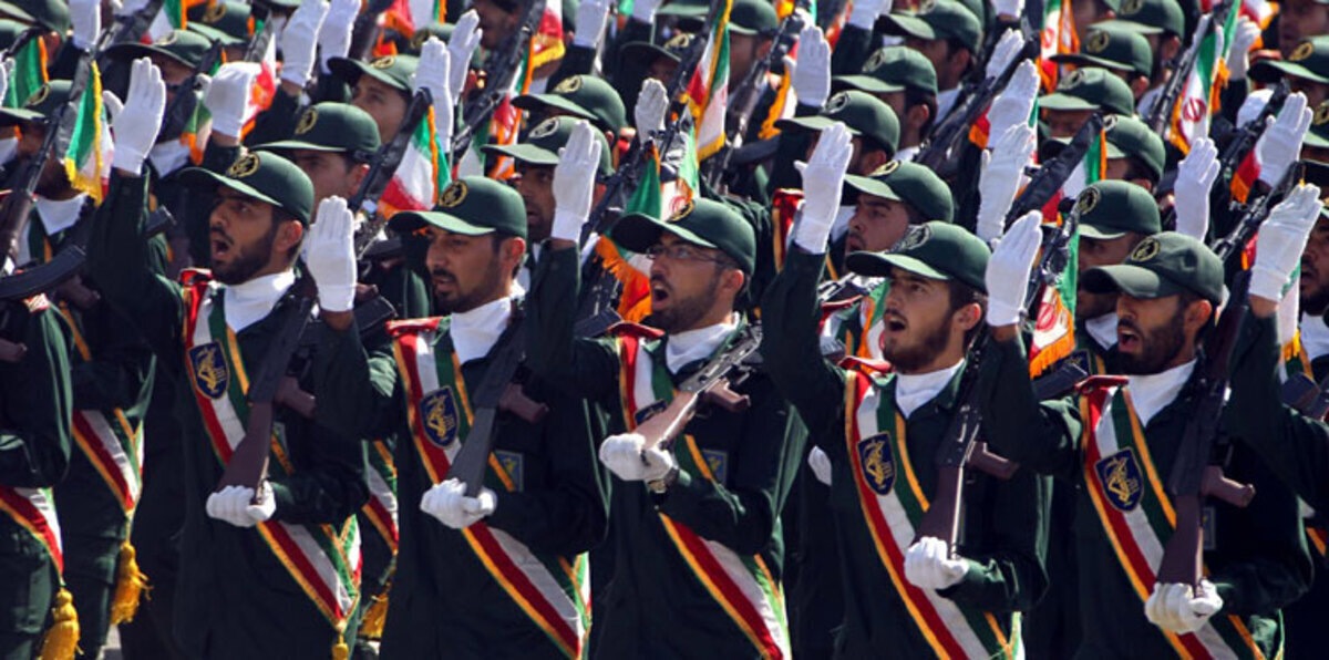 مقتل 7 من الحرس الثوري الإيراني في سوريا (صور)