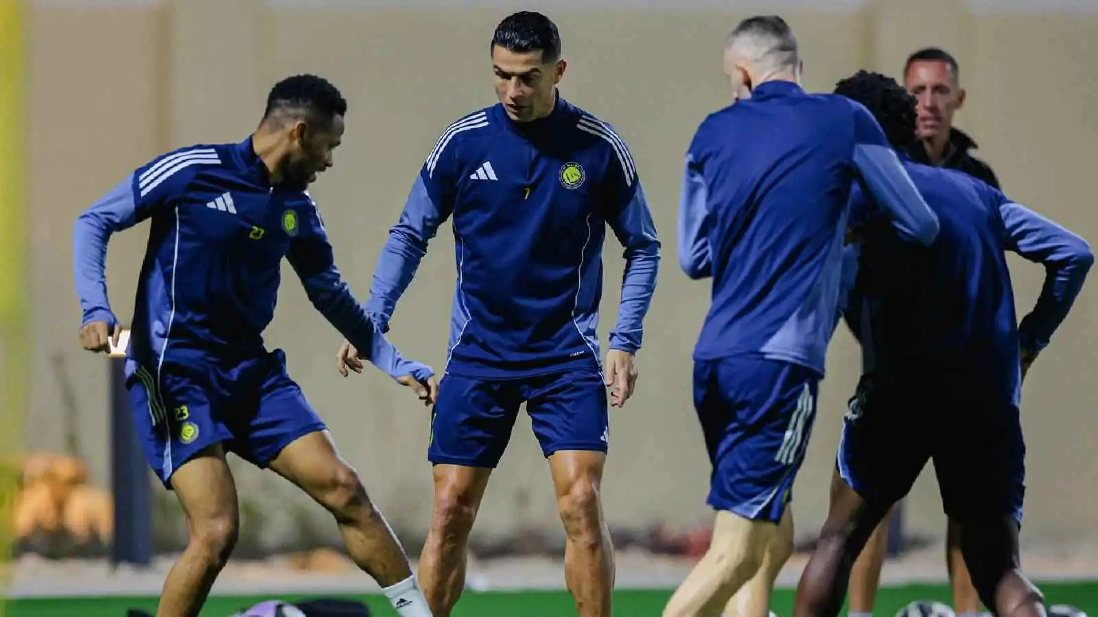 مناقشات مستمرة.. هل تنجح محاولات إشراك رونالدو في مباراة النصر والاتحاد؟