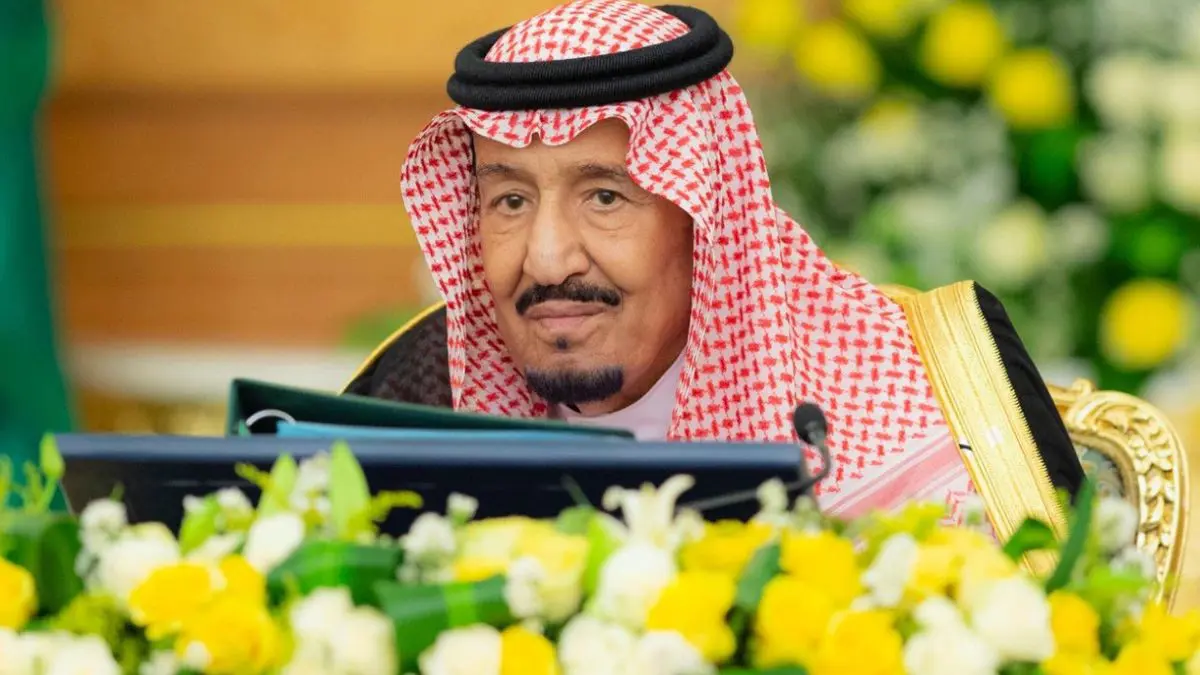 السعودية: سلوك إيران والحوثيين يمثل جرائم حرب وتهديدًا للأمن الإقليمي والدولي