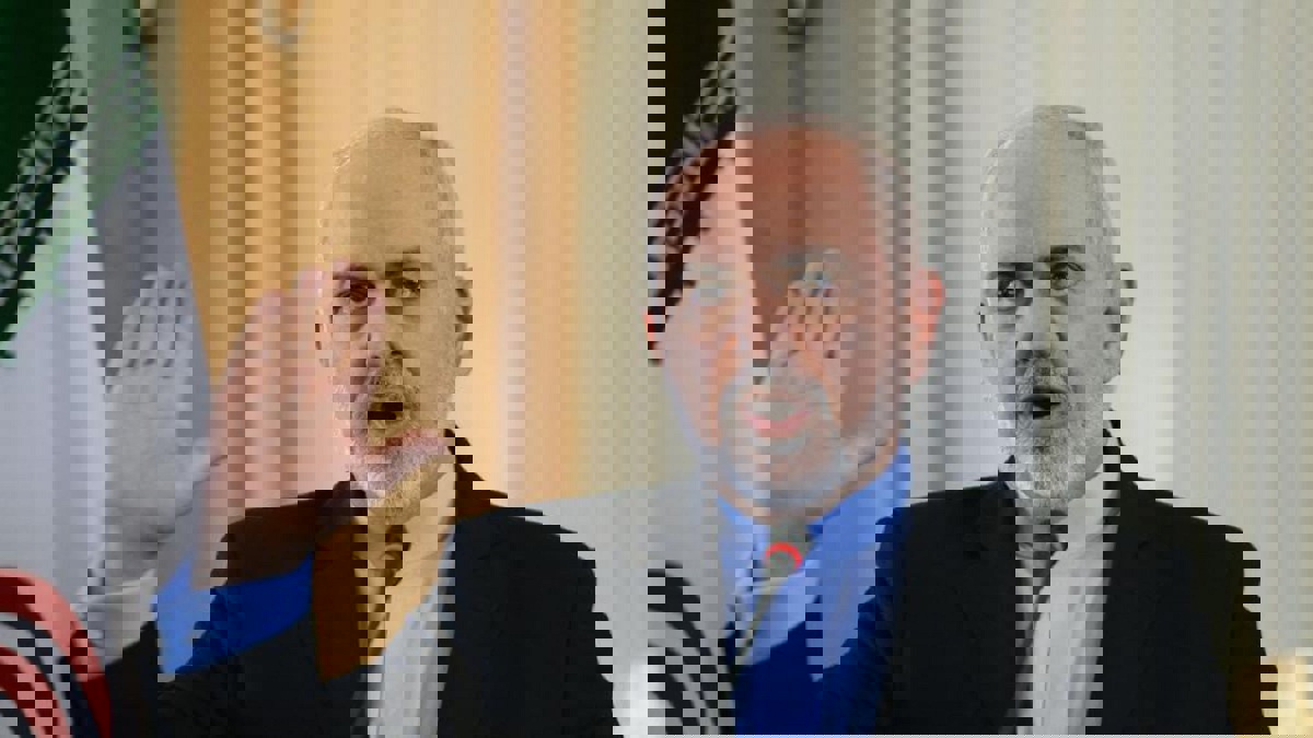 ظريف: مستعدون لمبادلة شاملة للسجناء مع الولايات المتحدة