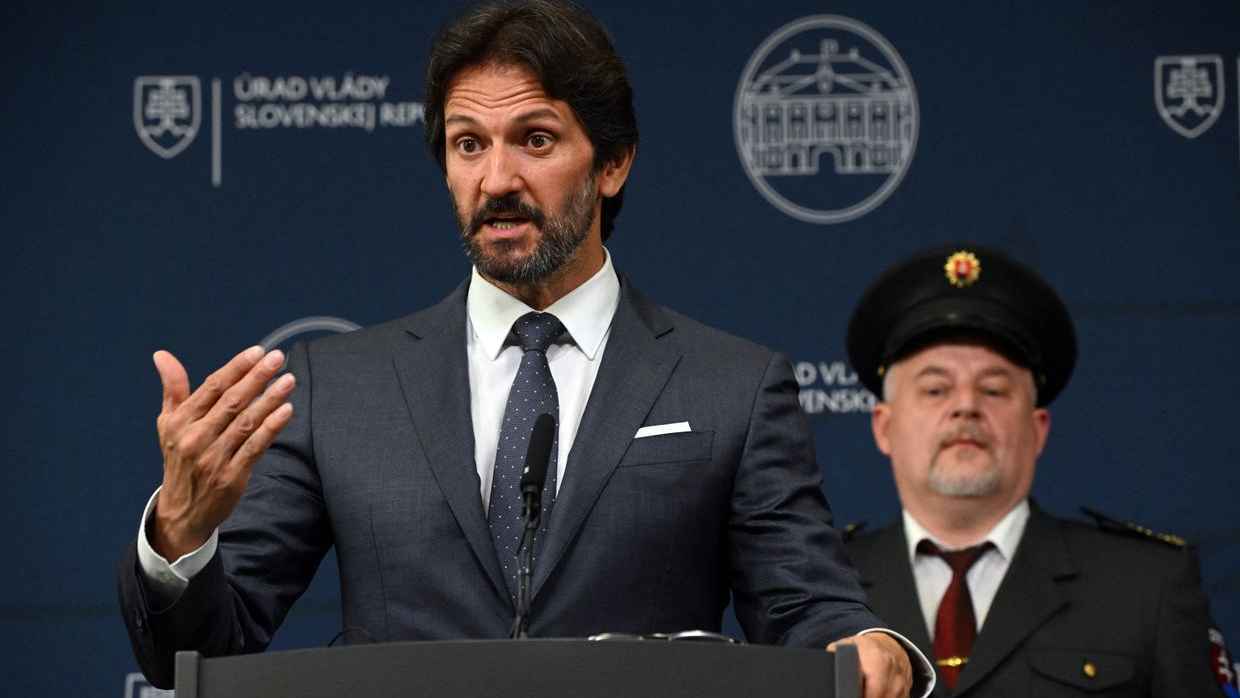 سلوفاكيا: أوكرانيا قد تضطر للتخلي عن أراضٍ لتحقيق السلام