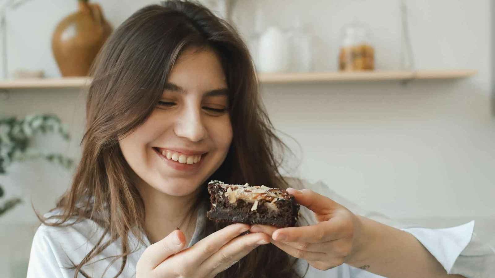 وجبة خفيفة من الشوكولاتة تخفّض مستوى الكوليسترول "الضار"