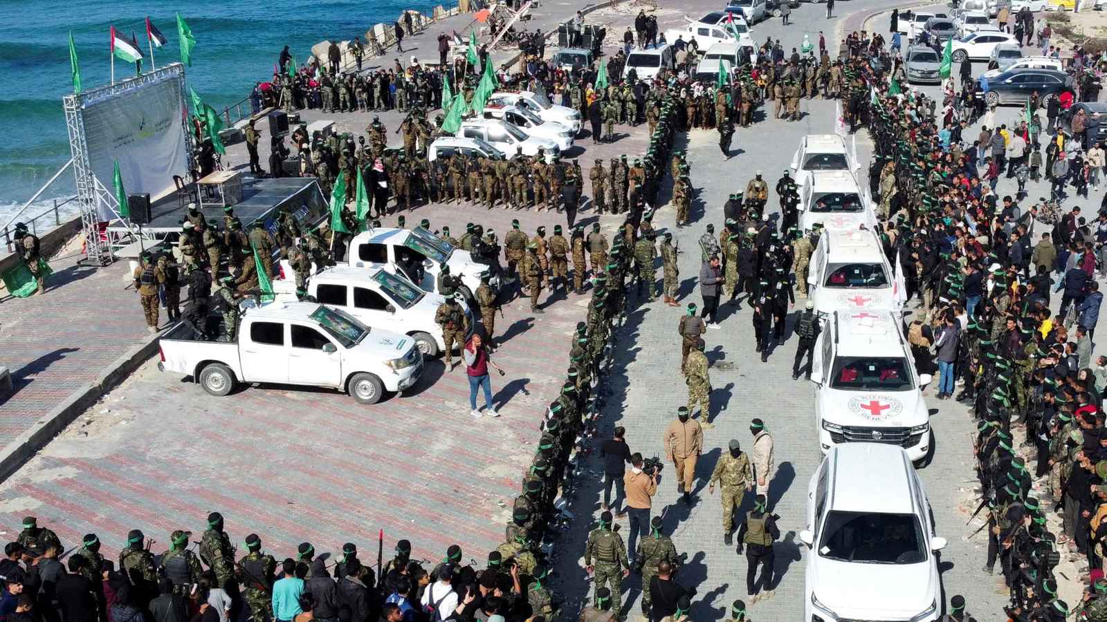 إسرائيل تجمد مباحثات المرحلة الثانية من صفقة غزة