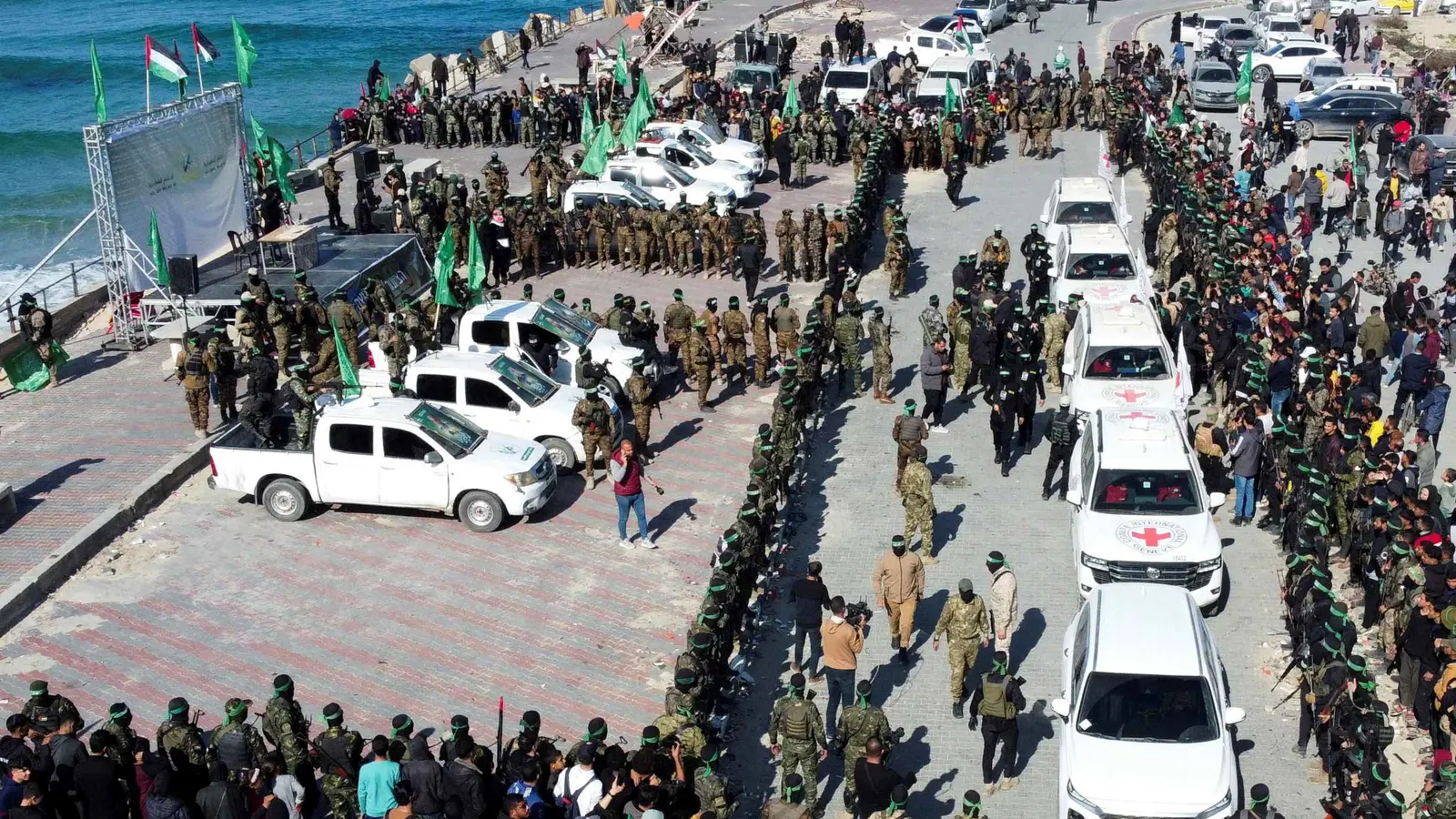 قناة عبرية: بيان حماس محاولة للضغط على الوسطاء بشأن "المرحلة الثانية"