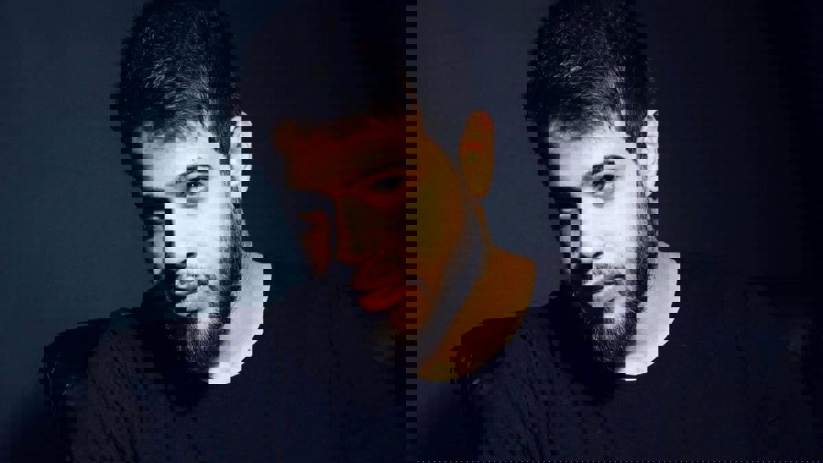 الفنان الأردني أدهم النابلسي يكشف تفاصيل جديدة بشأن قرار الاعتزال